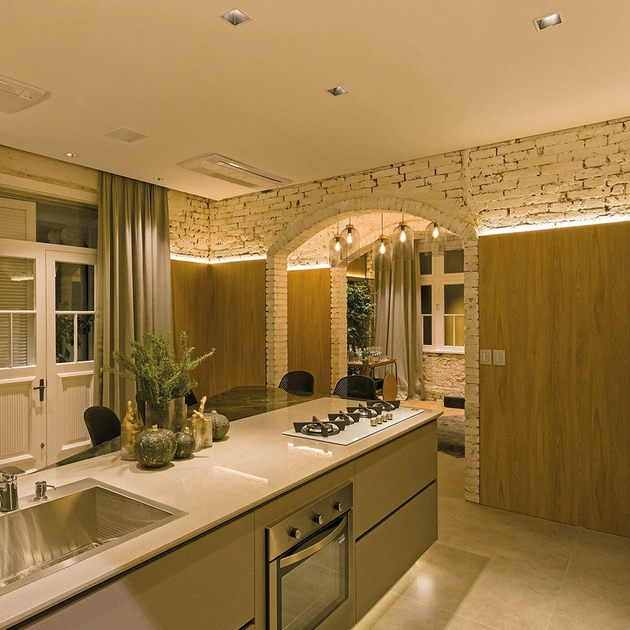 Lampada Led Pera Filamento St64 E27 2w 360 2400k