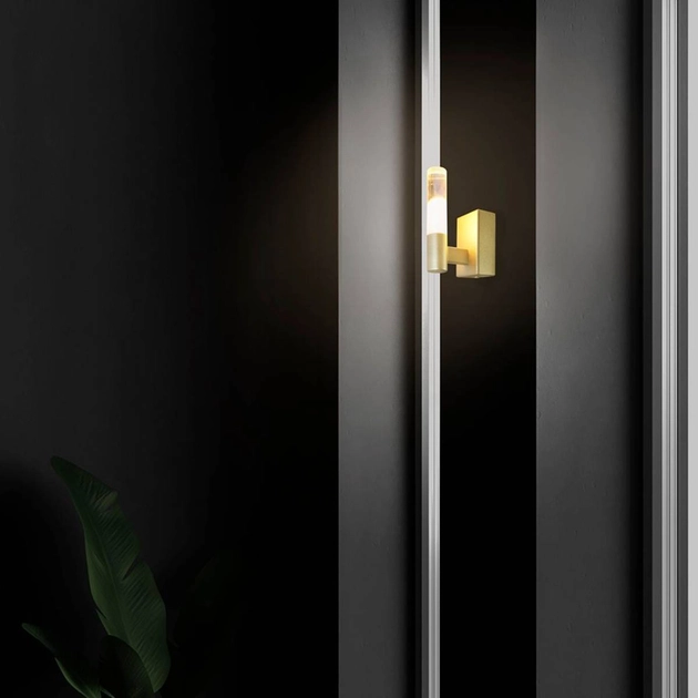 Arandela Led 3w Metal 3000k 180lm Dourado Blade