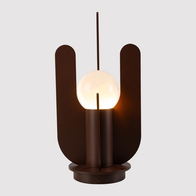 Luminaria De Mesa Selenita E Metal Equilibrio